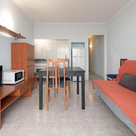 Apartamentos Denis Castelldefels Kültér fotó