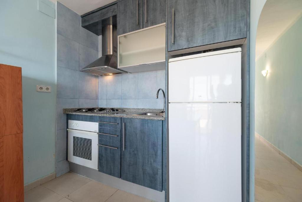 Apartamentos Denis Castelldefels Kültér fotó
